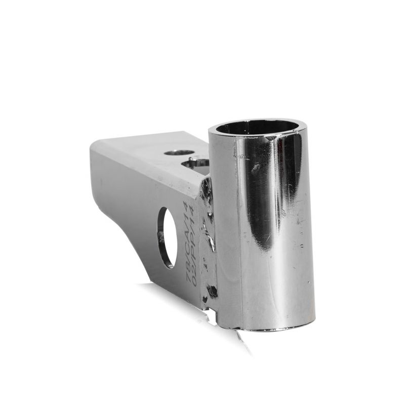 Fäste för bakspoiler vertikal