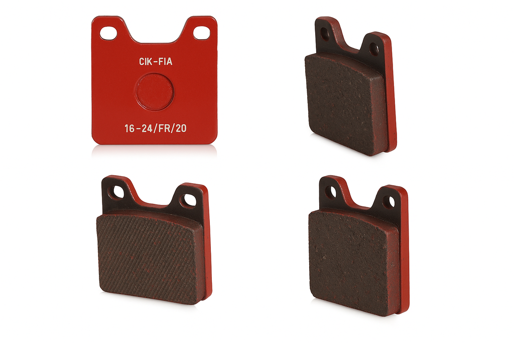 Röda bromsbelägg - huvudbild med FIA-godkännande